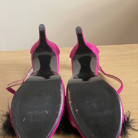 Caparros Fuschia feather pump - Picture 4 of 5